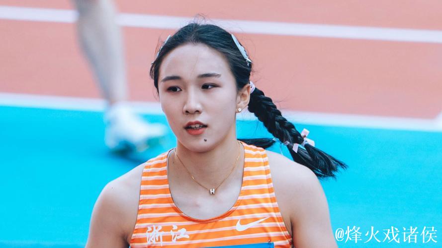 陈妤颉女子100米决赛夺冠 刷新亚洲青年纪录